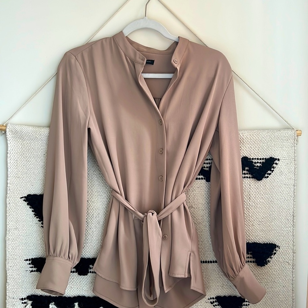 Banana Republic Button Down Blouse